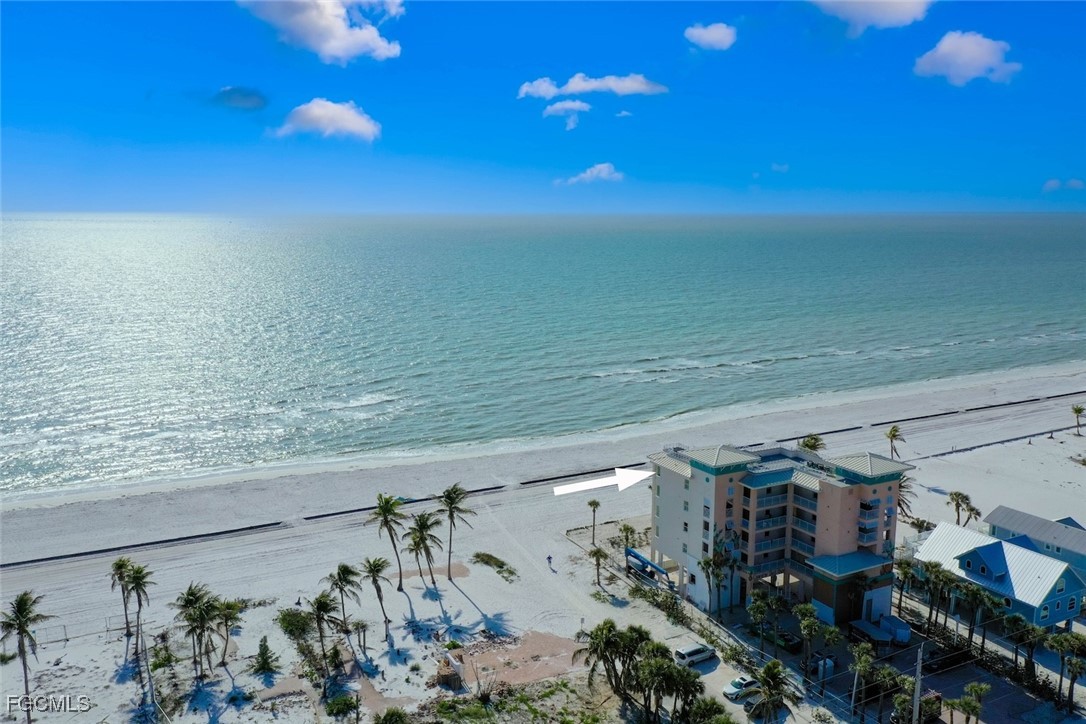 5480 Estero BLVD 401