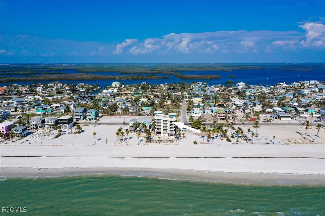 5480 Estero BLVD 401