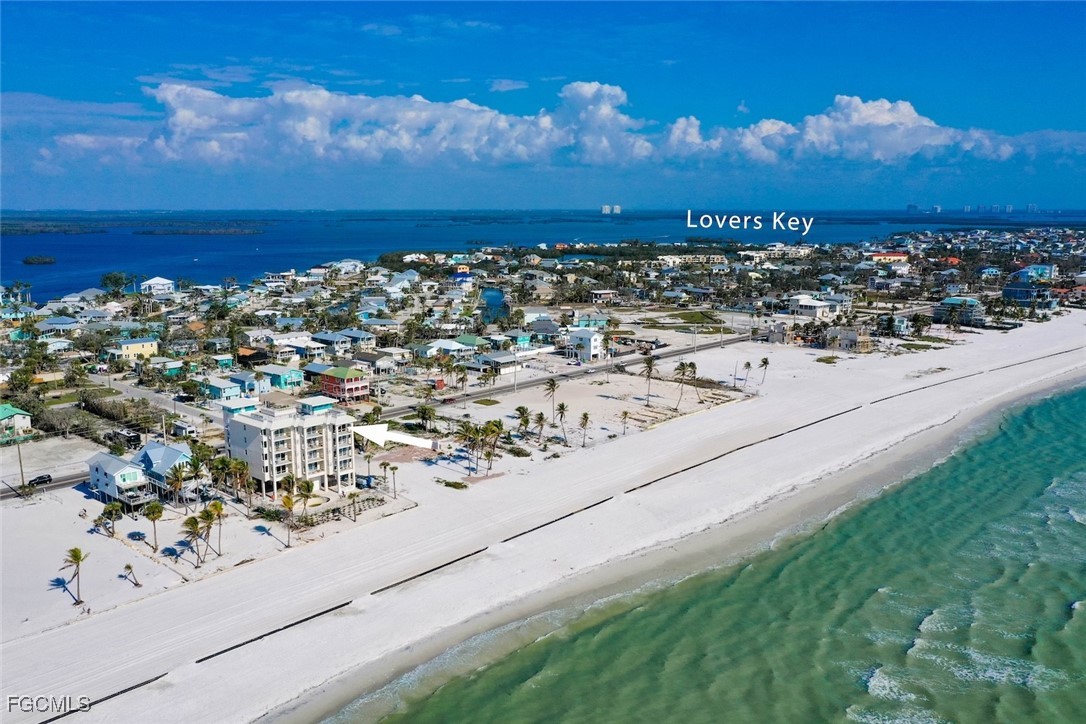 5480 Estero BLVD 401