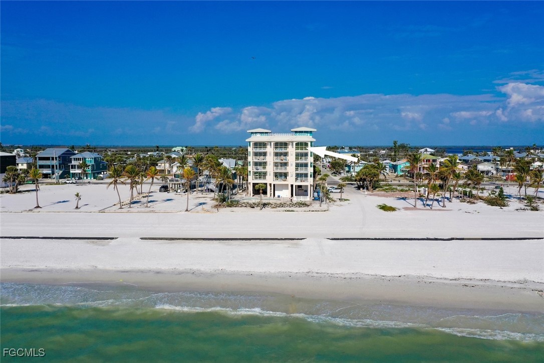 5480 Estero BLVD 401