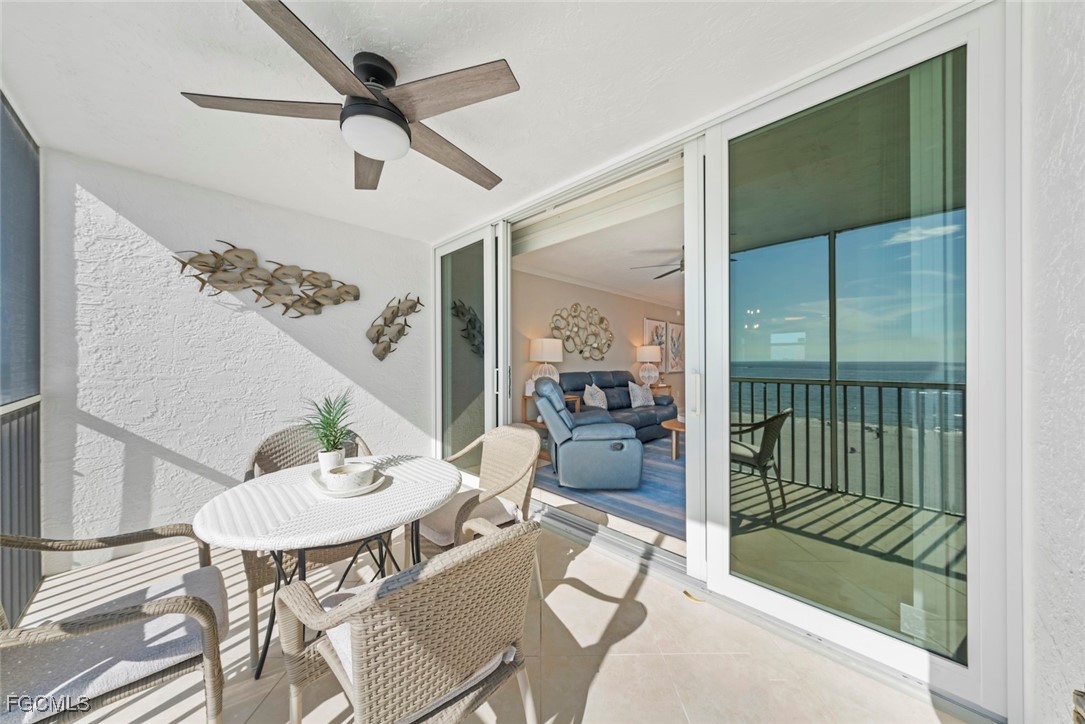 250 Estero BLVD 402
