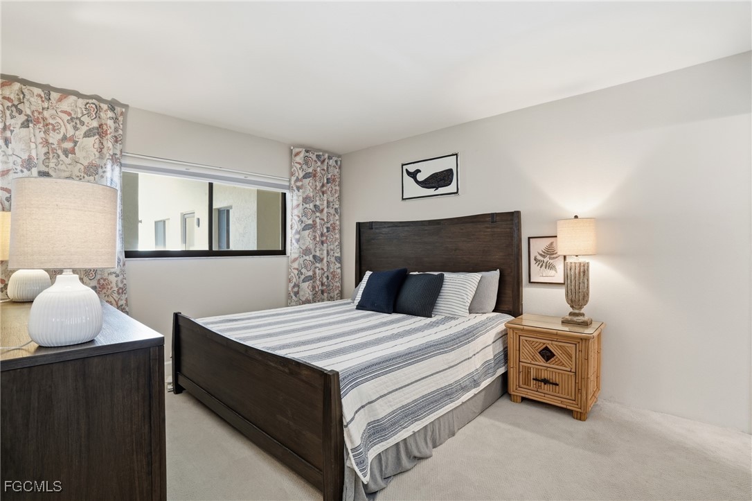 400 Lenell RD 706