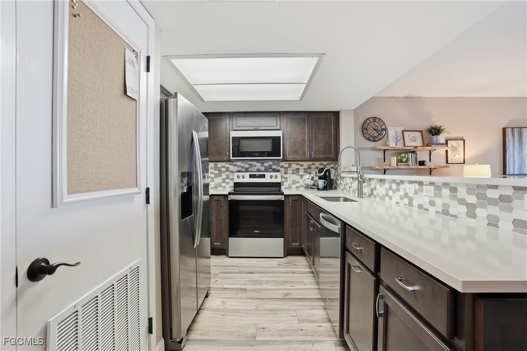 400 Lenell RD 706