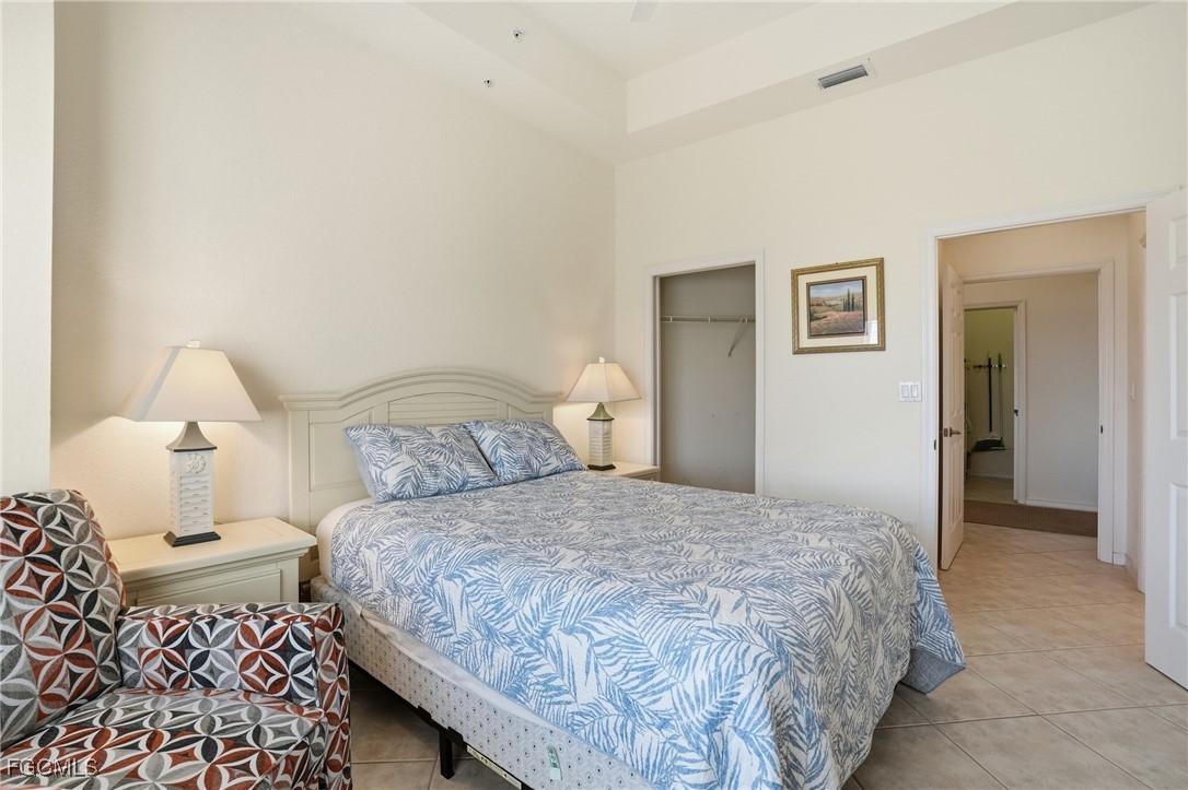 4183 Bay Beach LN 3P1