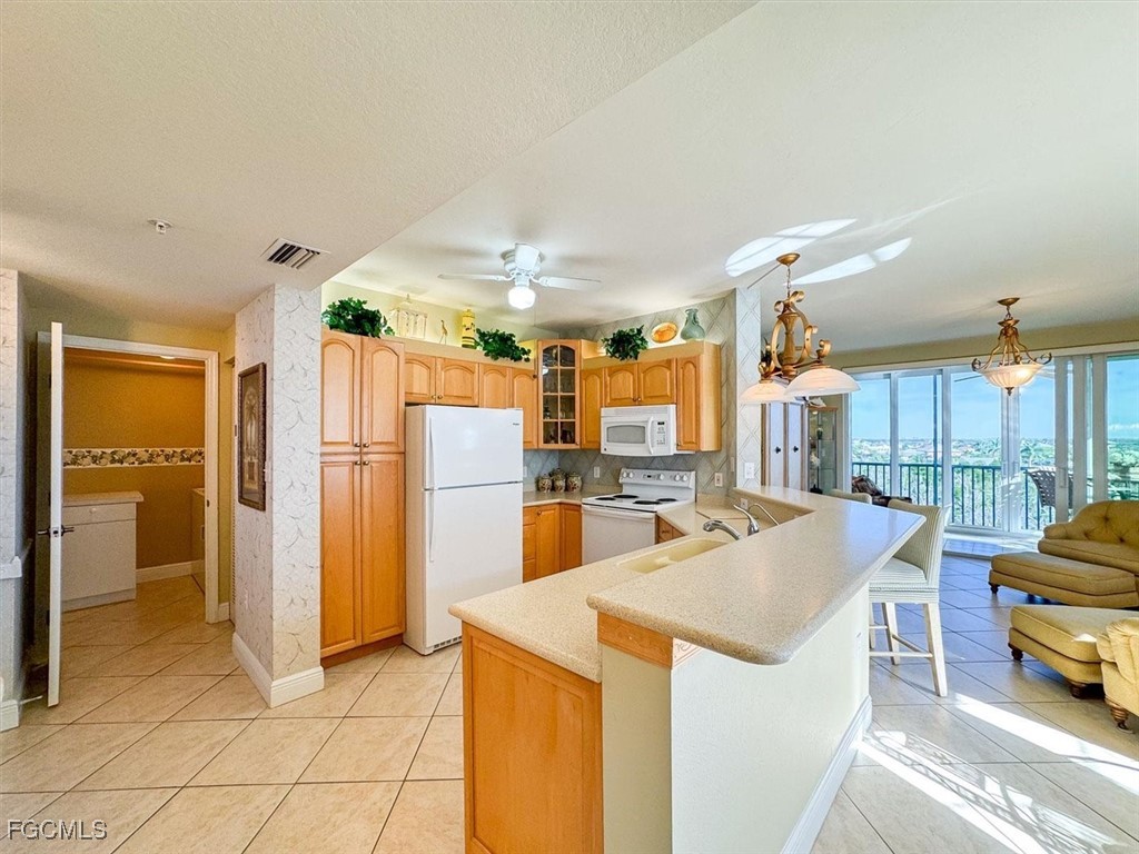 22724 Island Pines WAY 403