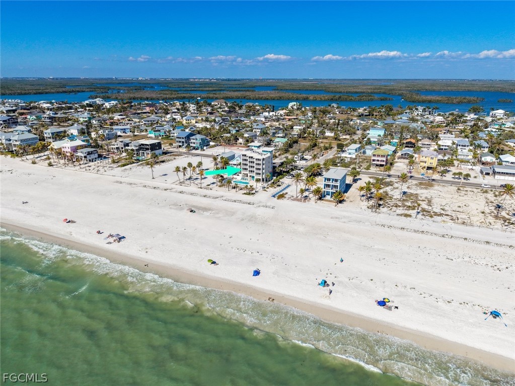 5480 Estero BLVD 103