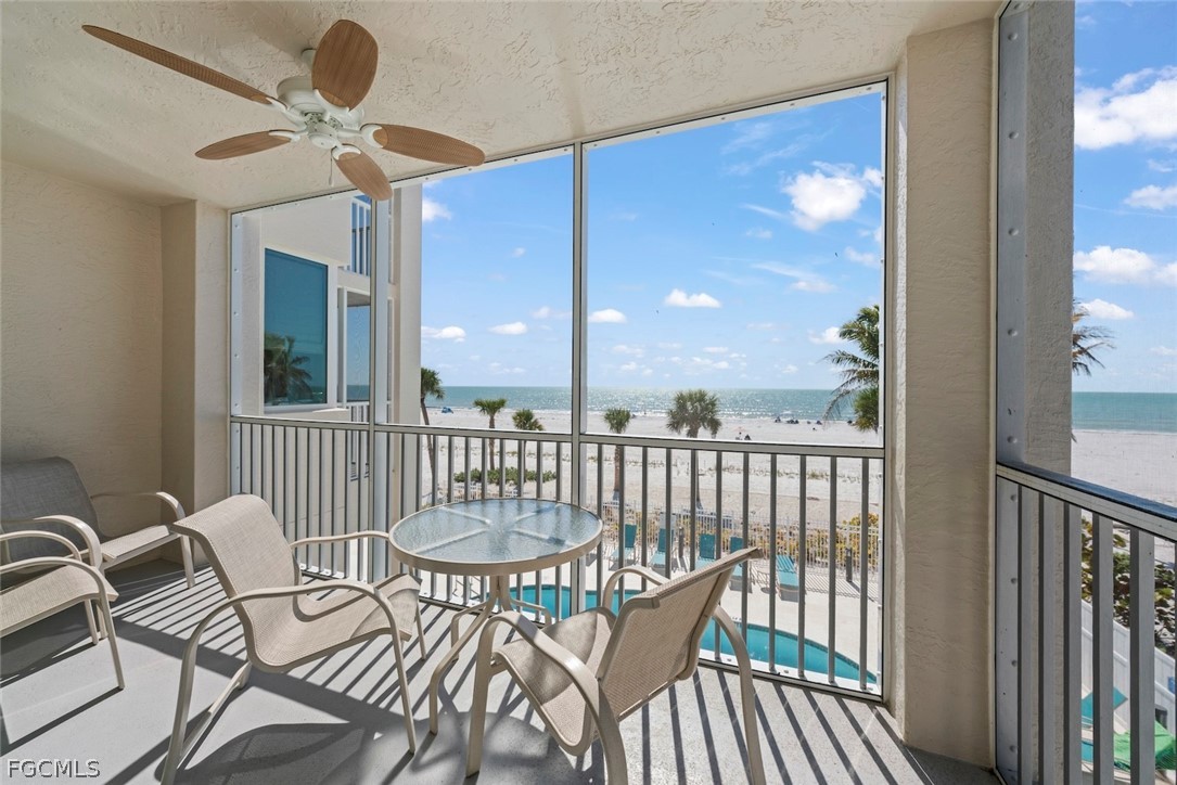 5480 Estero BLVD 103