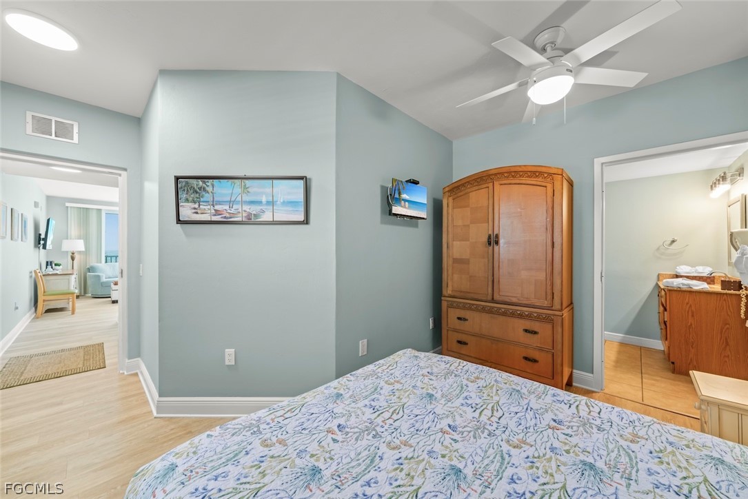 5480 Estero BLVD 103