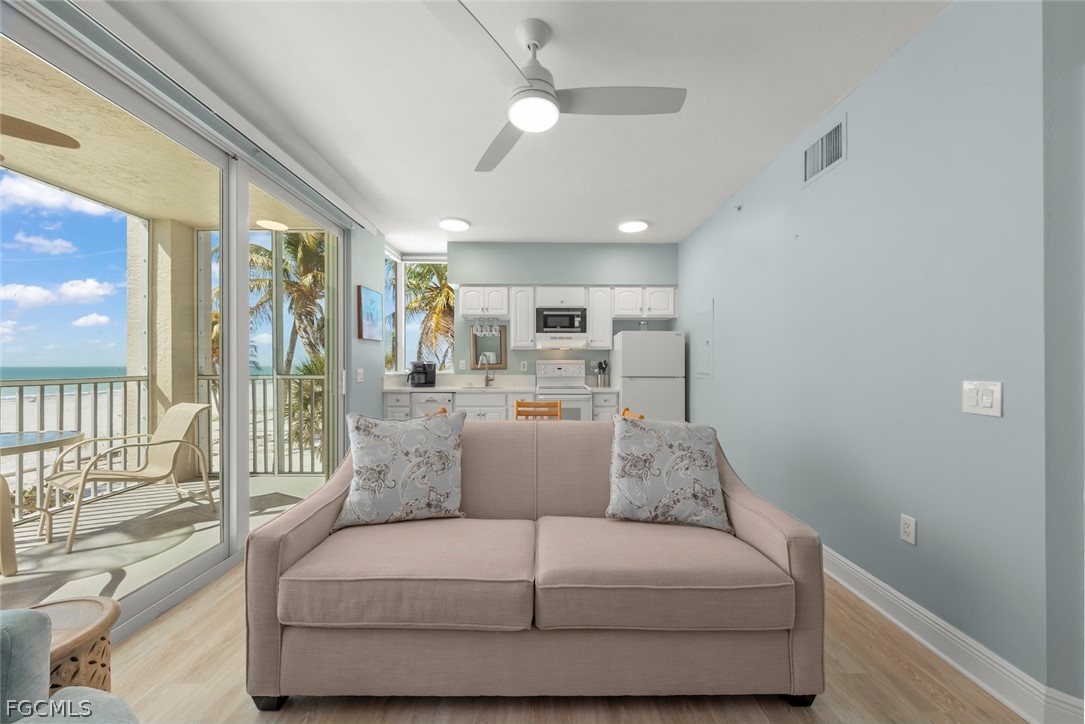 5480 Estero BLVD 103