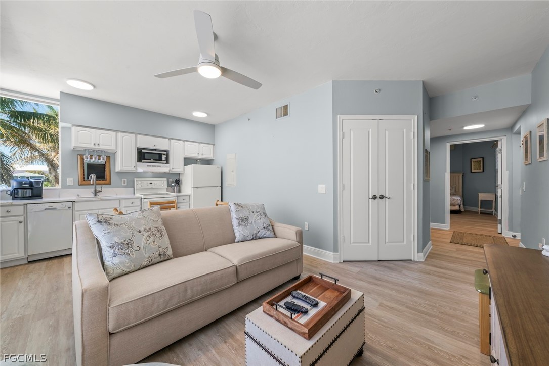 5480 Estero BLVD 103