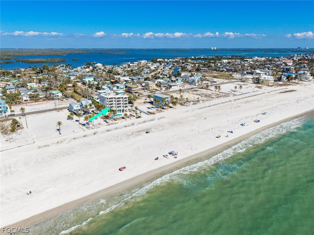 5480 Estero BLVD 103