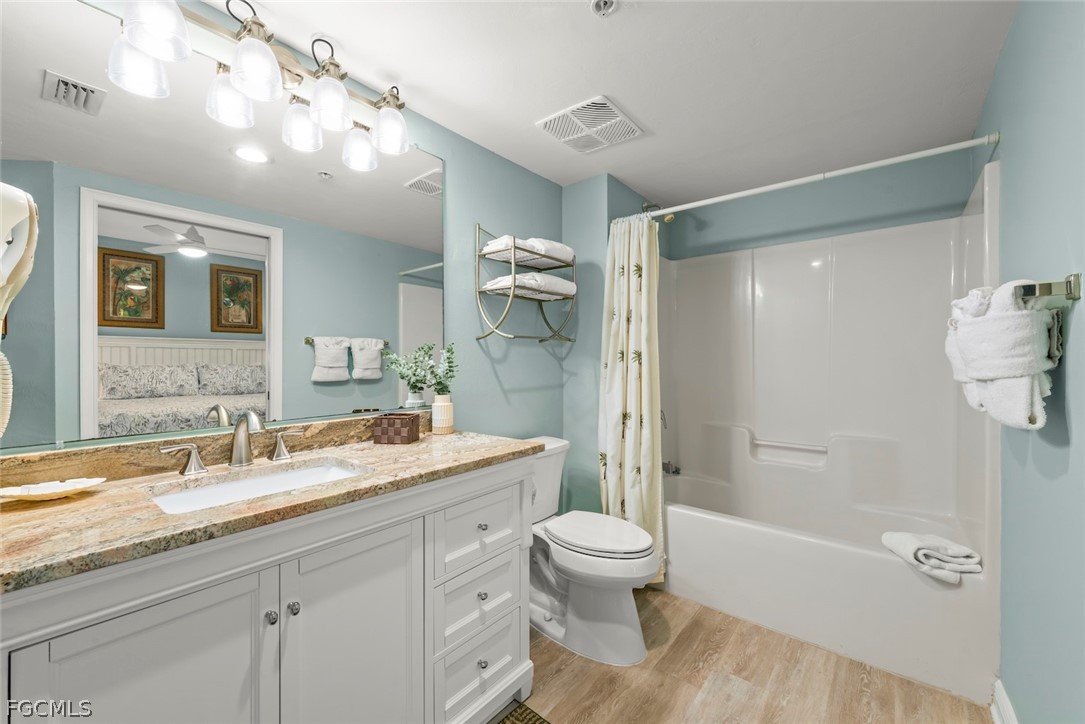 5480 Estero BLVD 103