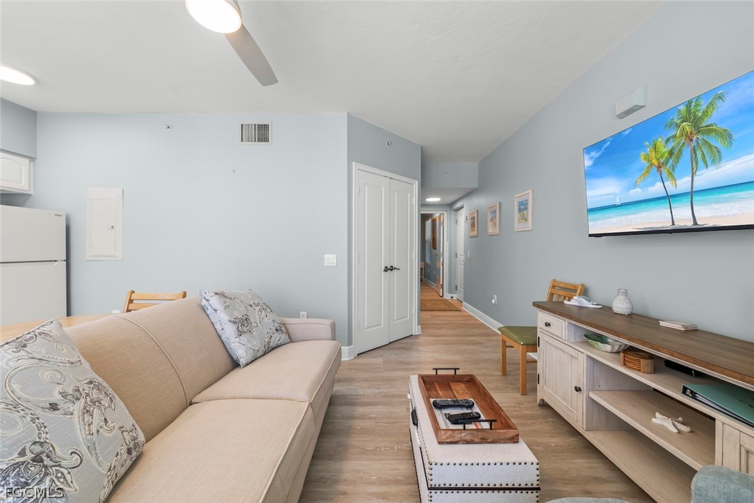 5480 Estero BLVD 103