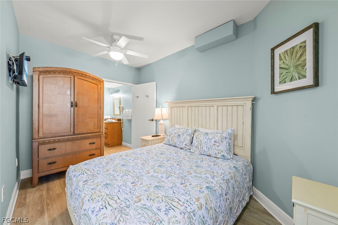 5480 Estero BLVD 103