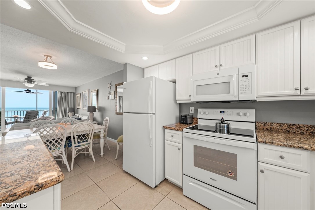250 Estero BLVD 602
