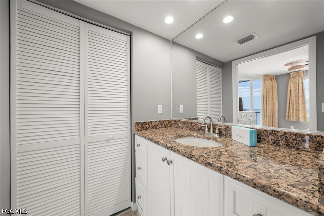250 Estero BLVD 602