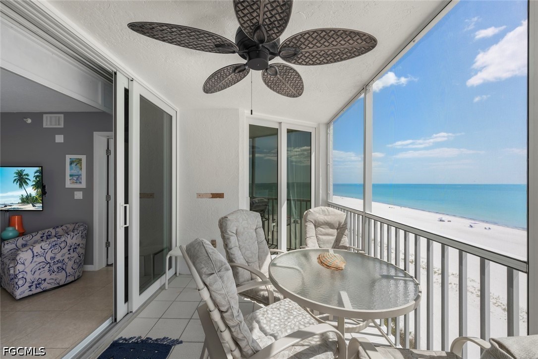250 Estero BLVD 602