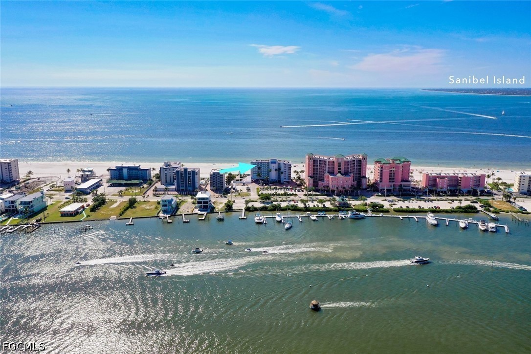 250 Estero BLVD 602