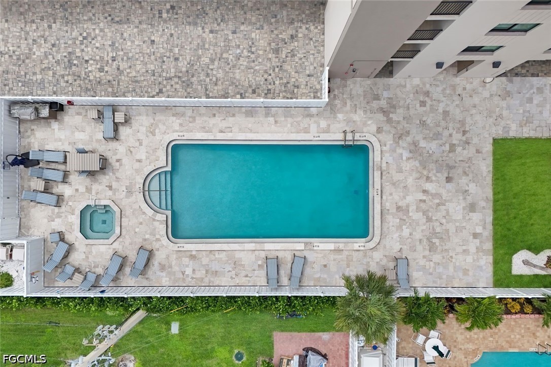 538 Estero BLVD 304