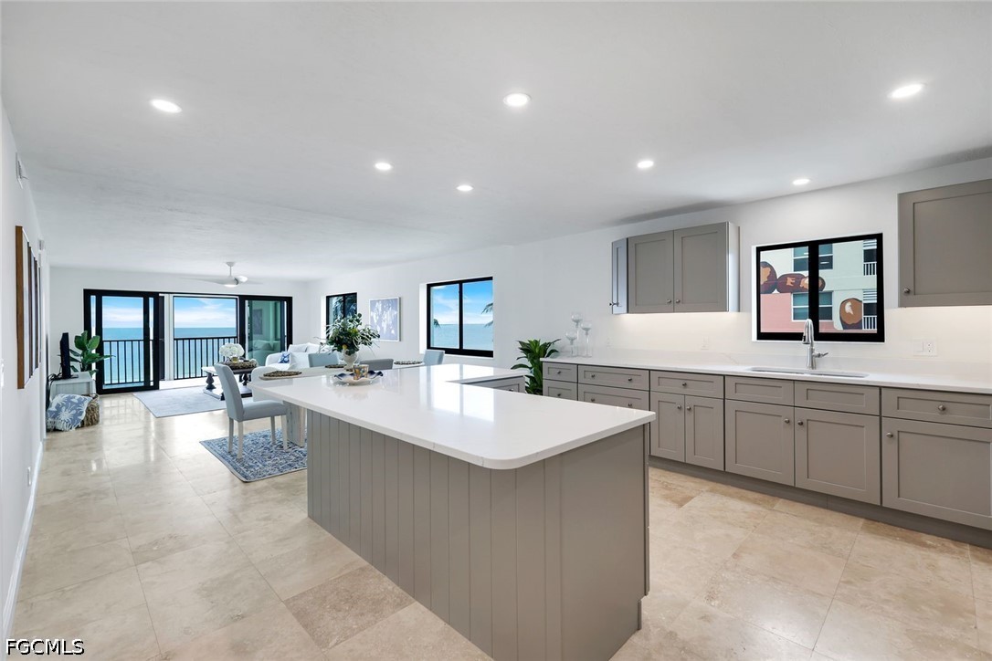 538 Estero BLVD 304