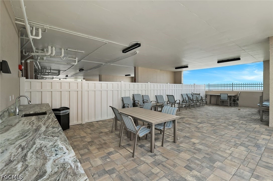 538 Estero BLVD 304