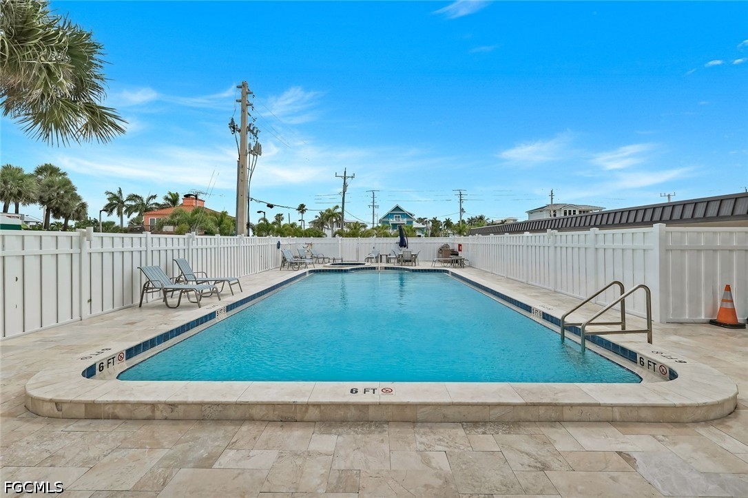 538 Estero BLVD 304