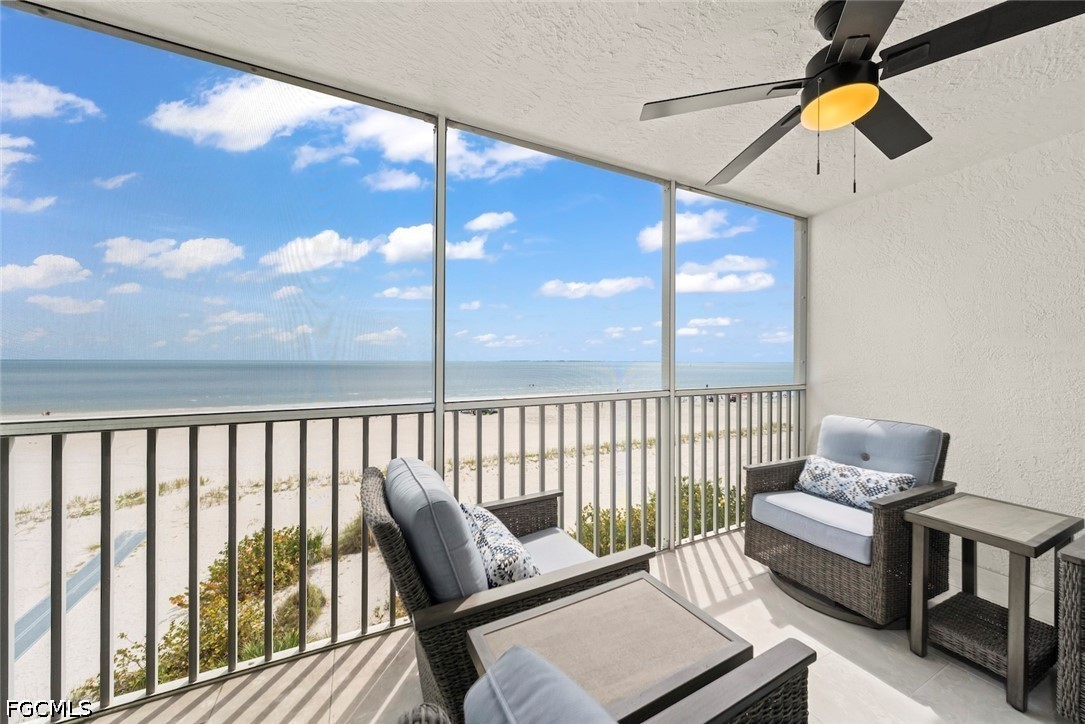 250 Estero BLVD 302