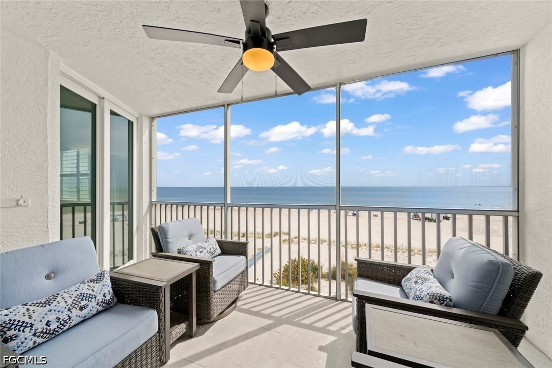 250 Estero BLVD 302