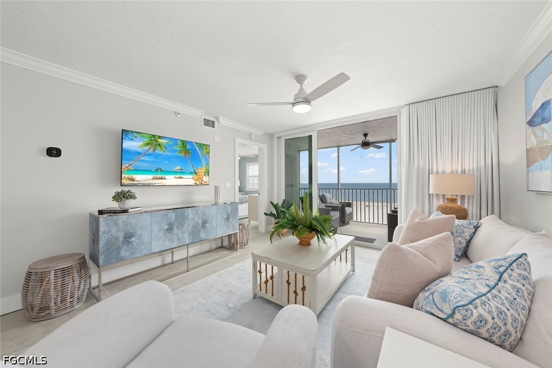 250 Estero BLVD 302