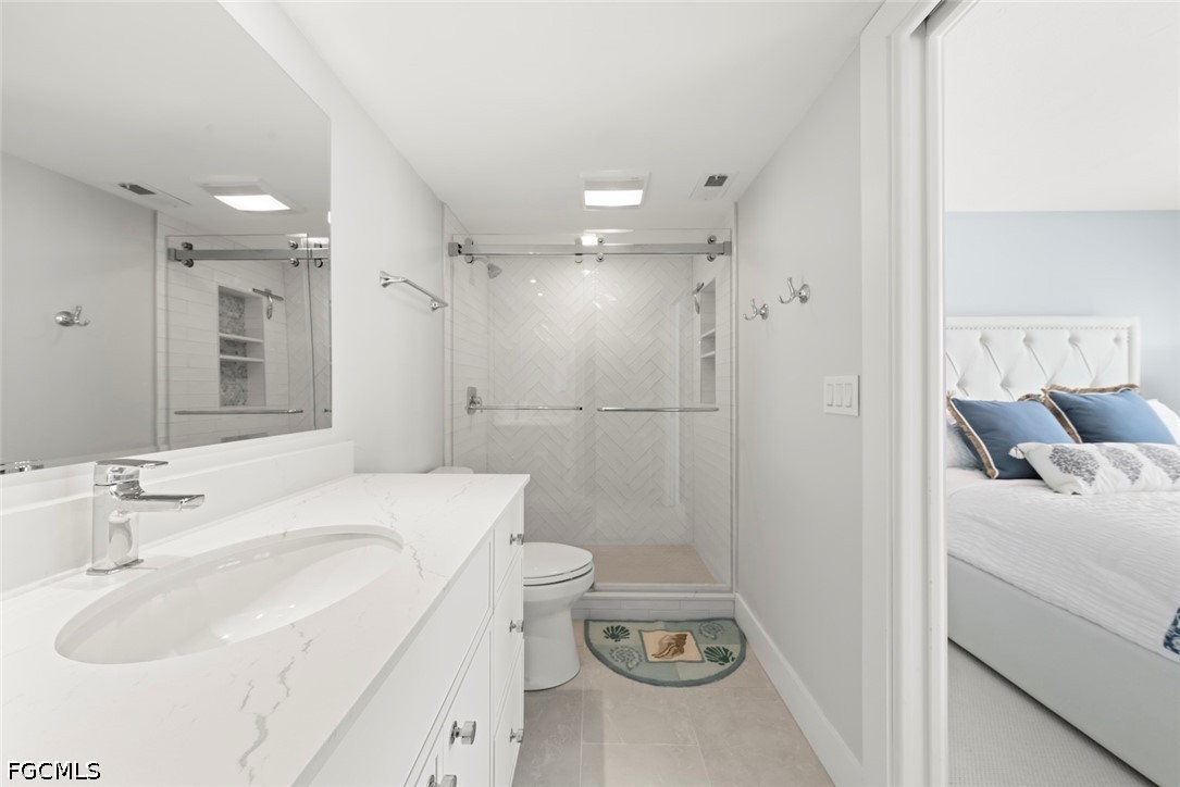 250 Estero BLVD 302