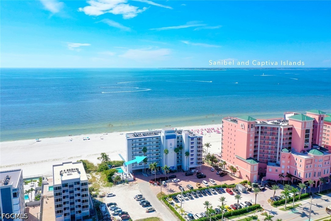250 Estero BLVD 302