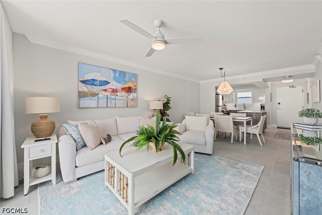 250 Estero BLVD 302