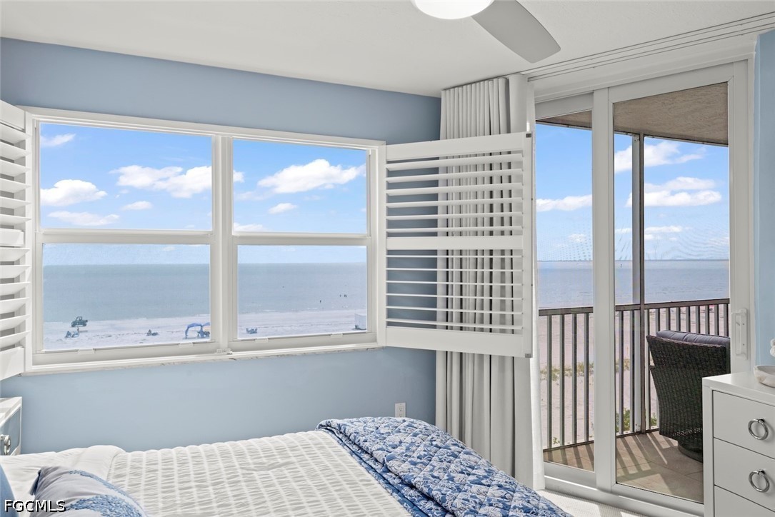 250 Estero BLVD 302