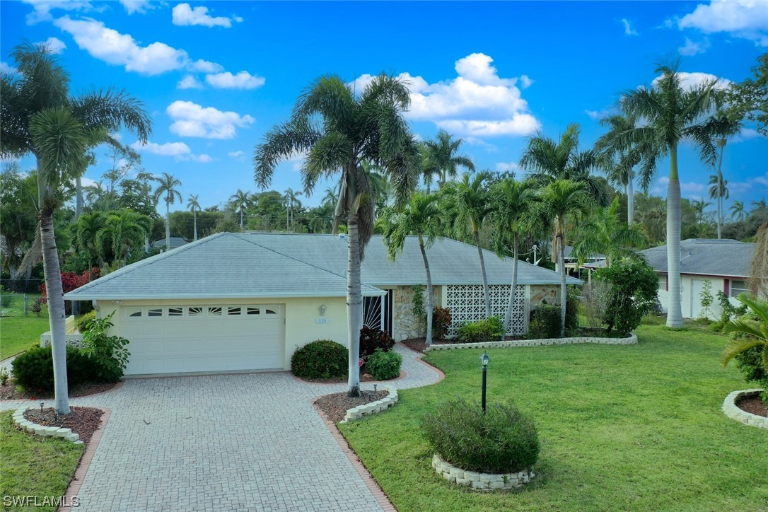 5104 Fairfield DR