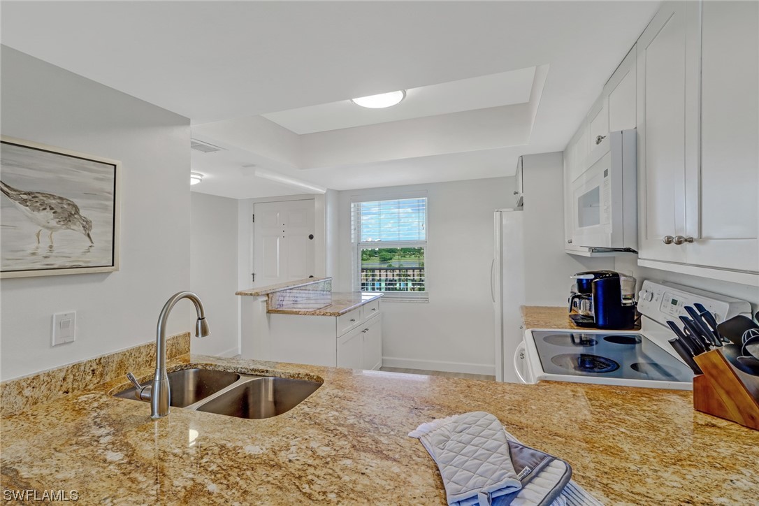7700 Estero BLVD PH2
