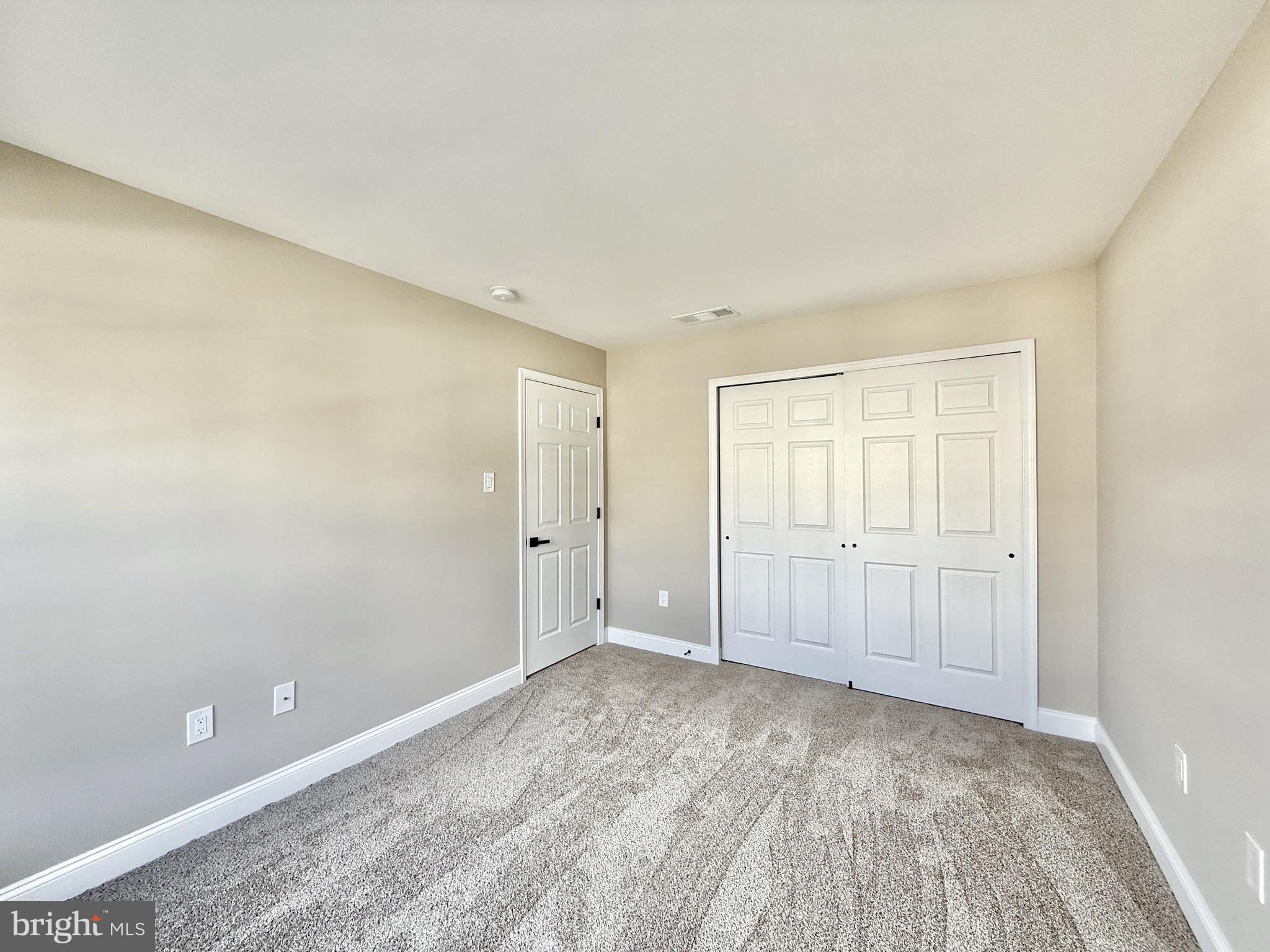 15 Kingswood Ct