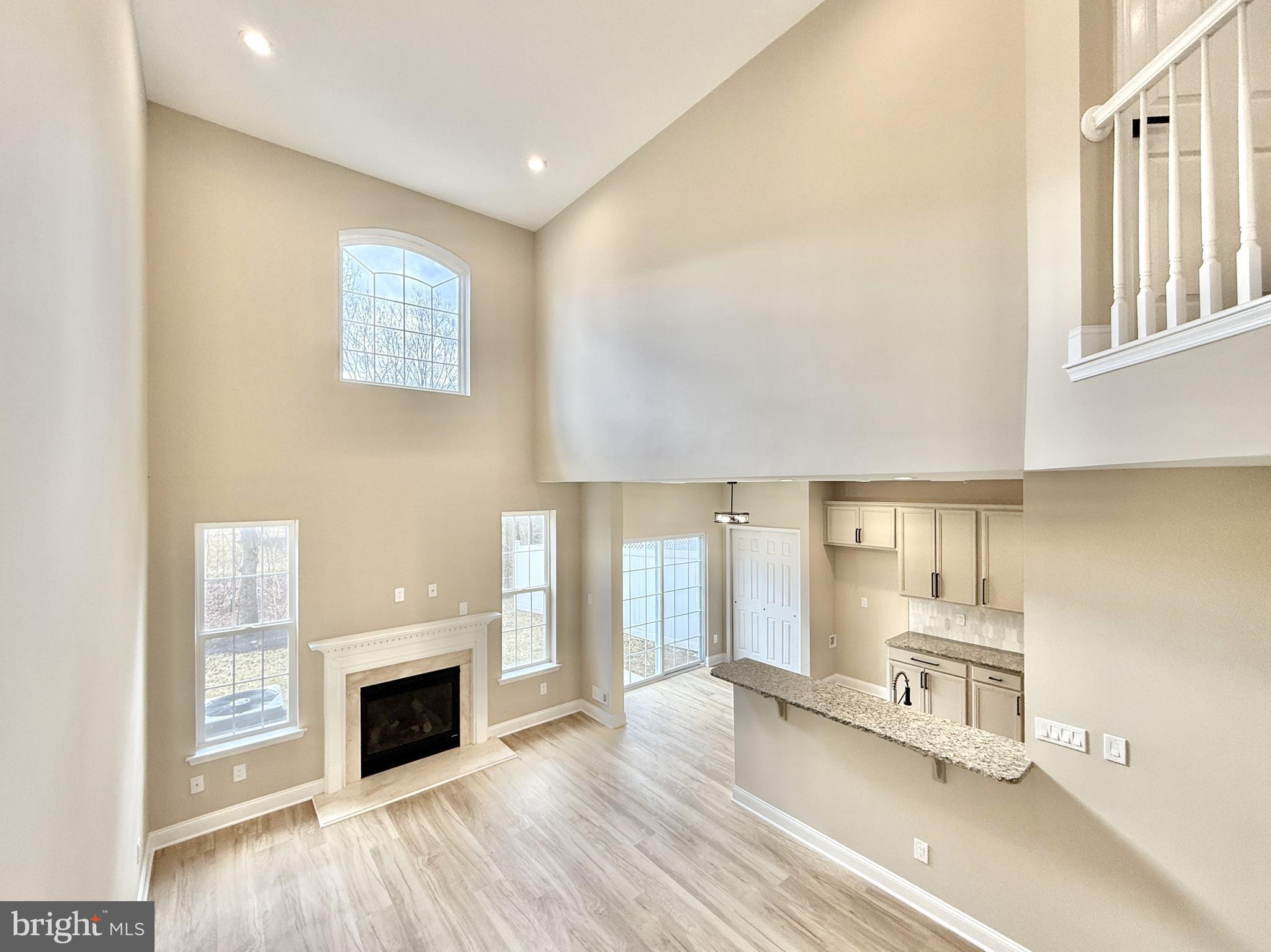 15 Kingswood Ct