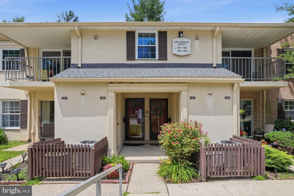 107 OLD FORGE CROSSING 107