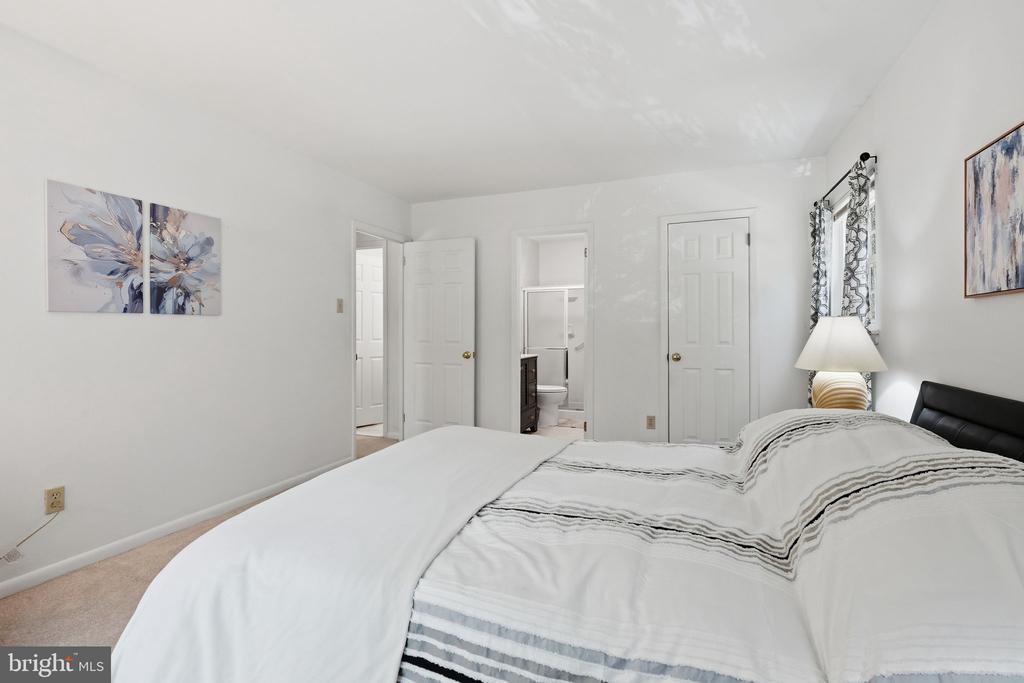 107 OLD FORGE CROSSING 107