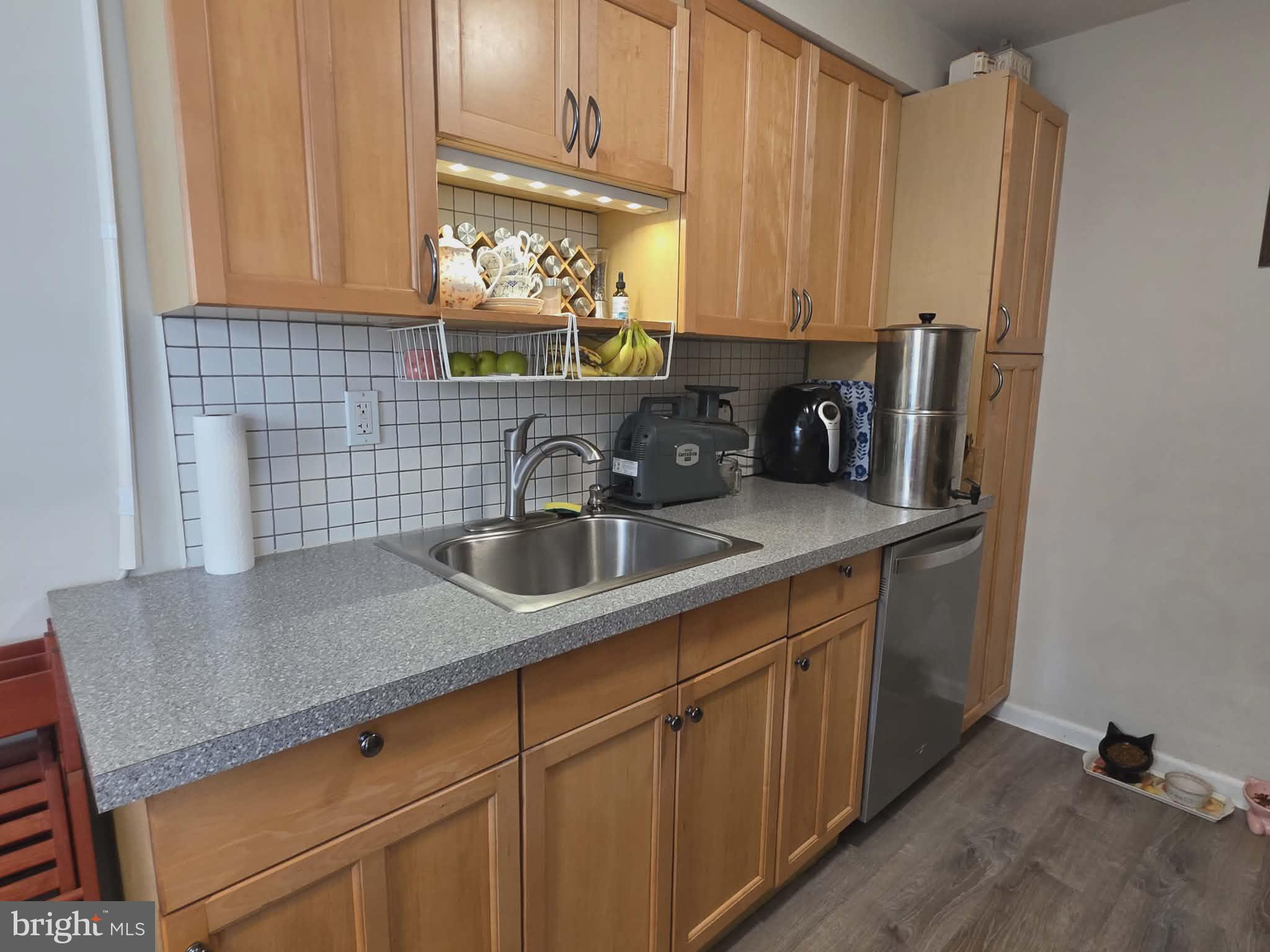 412 N WAYNE AVENUE 109