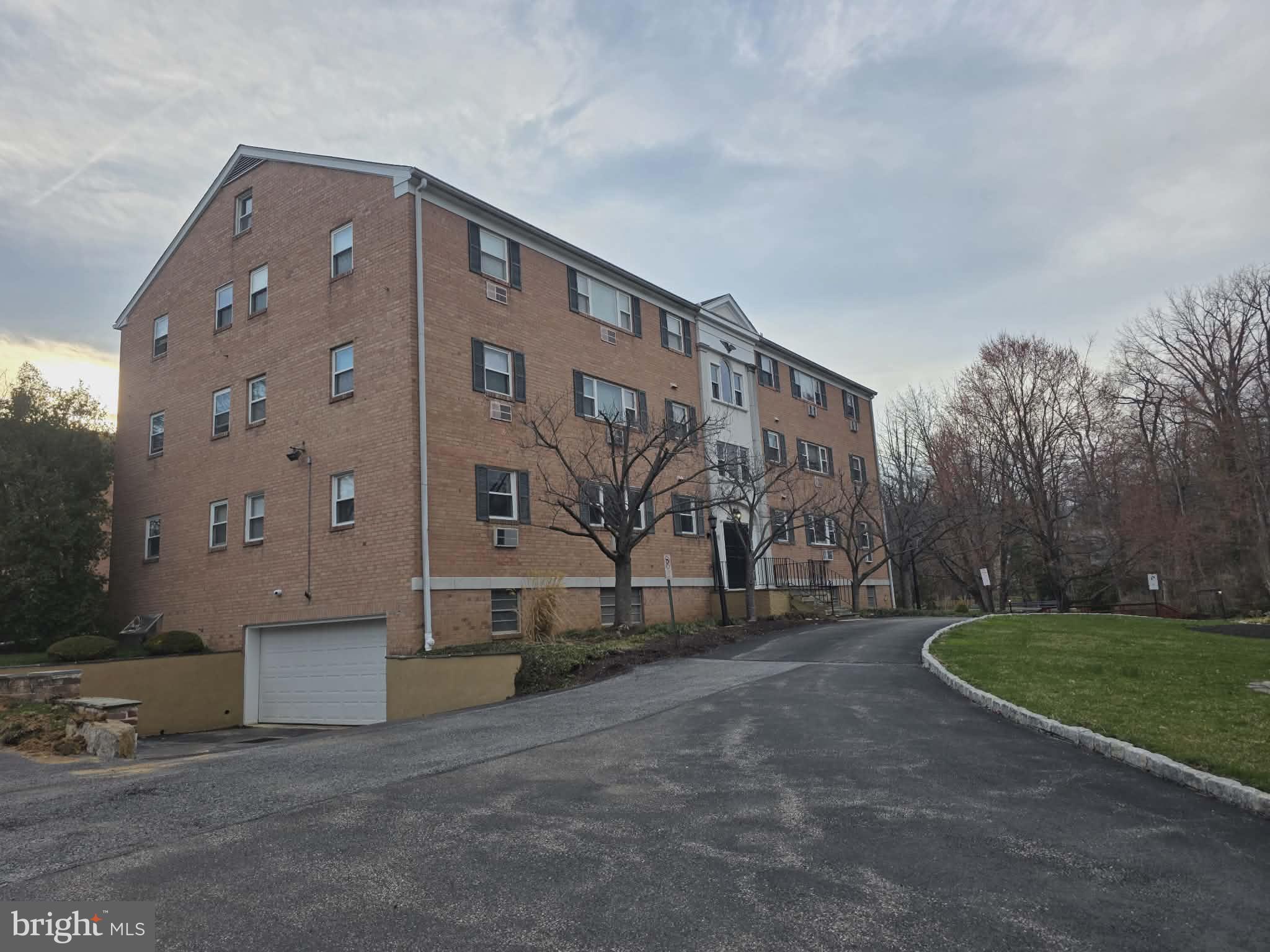 412 N WAYNE AVENUE 109