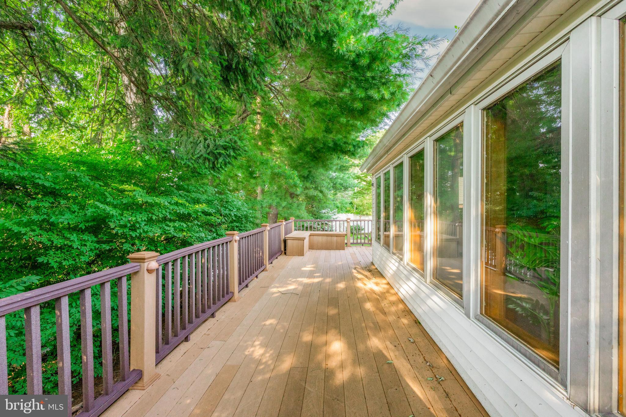 2702 BARRY LANE