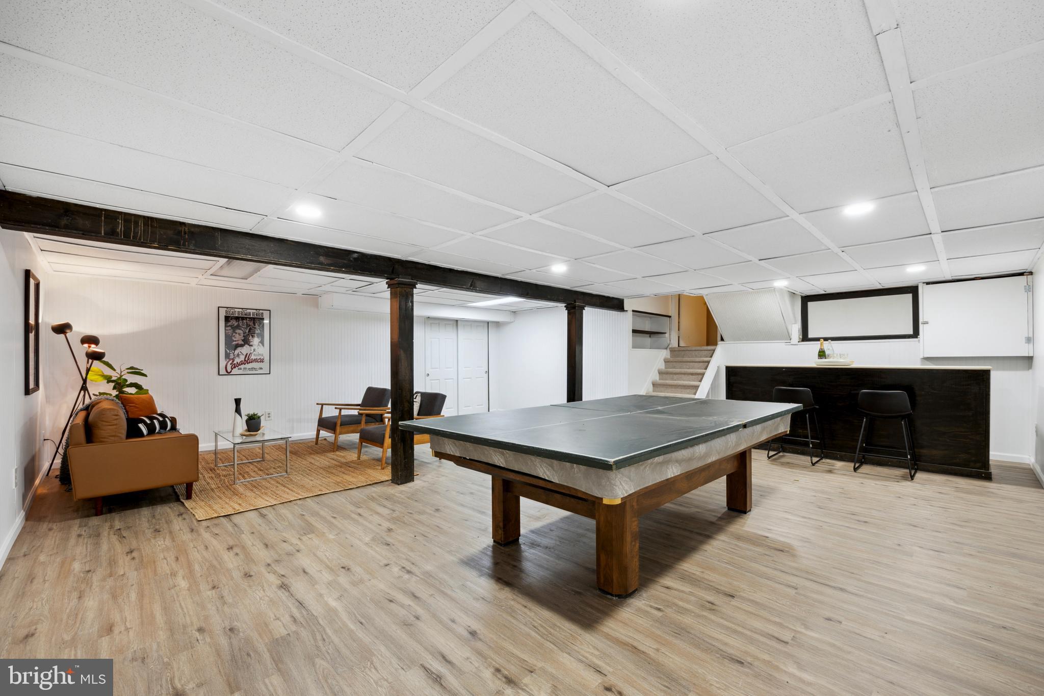 2702 BARRY LANE