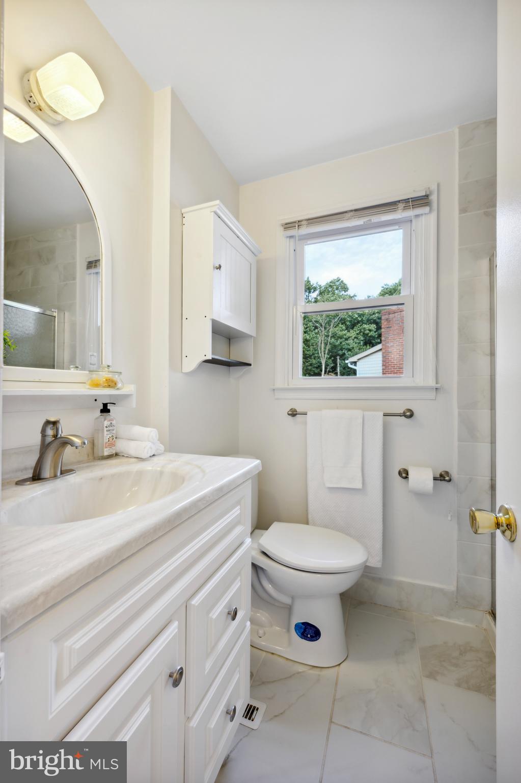 2702 BARRY LANE
