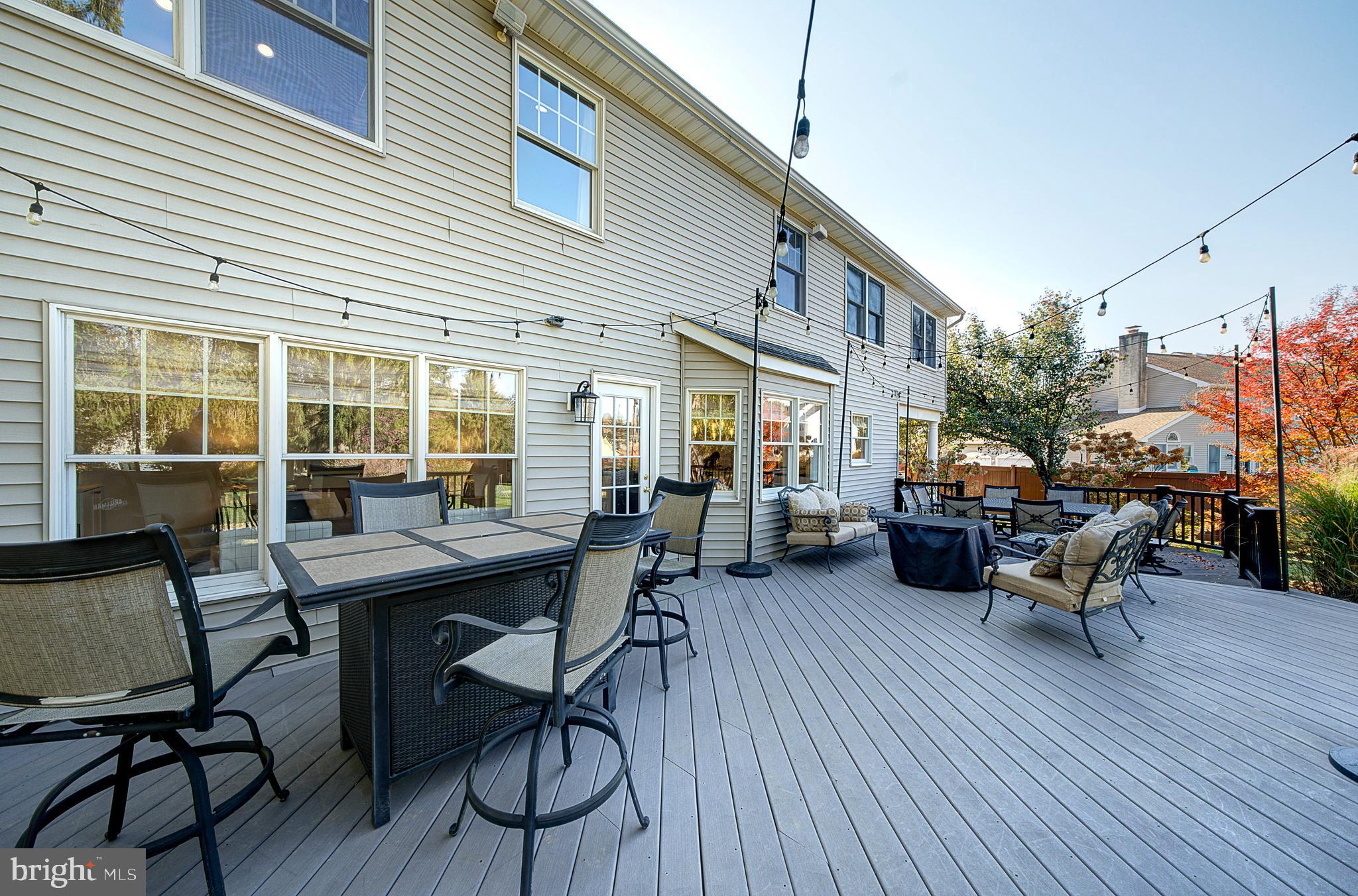 111 Mallard DRIVE W