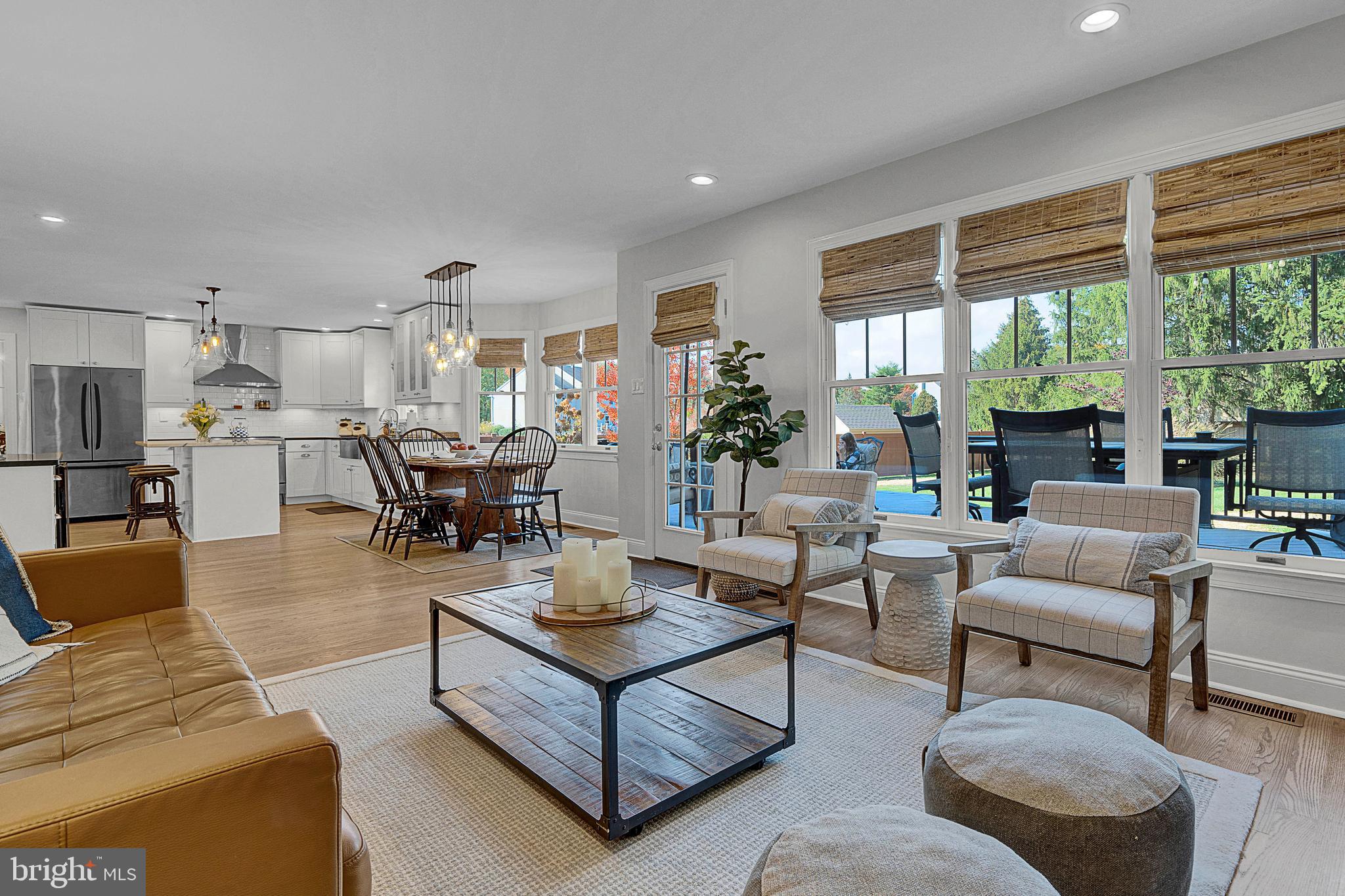 111 Mallard DRIVE W