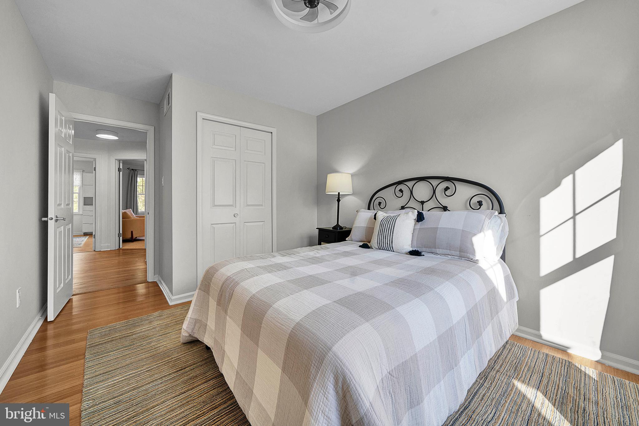 111 Mallard DRIVE W