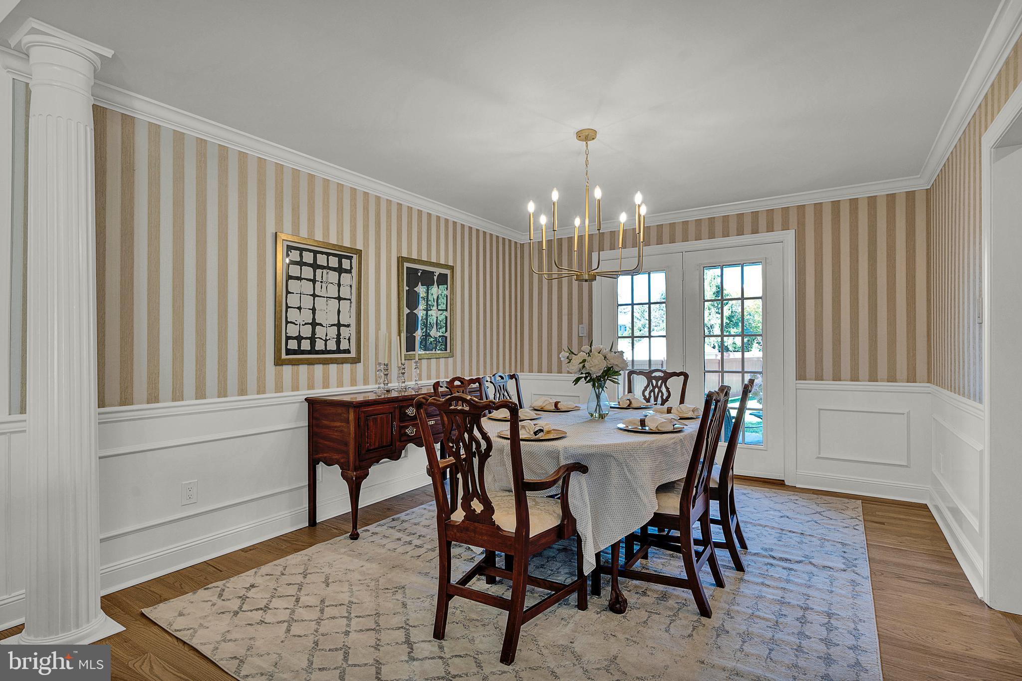 111 Mallard DRIVE W