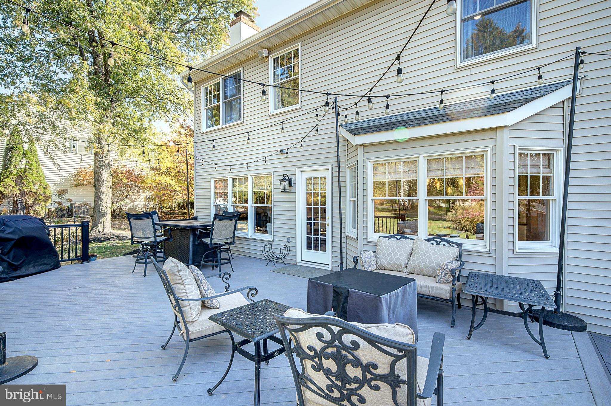 111 Mallard DRIVE W