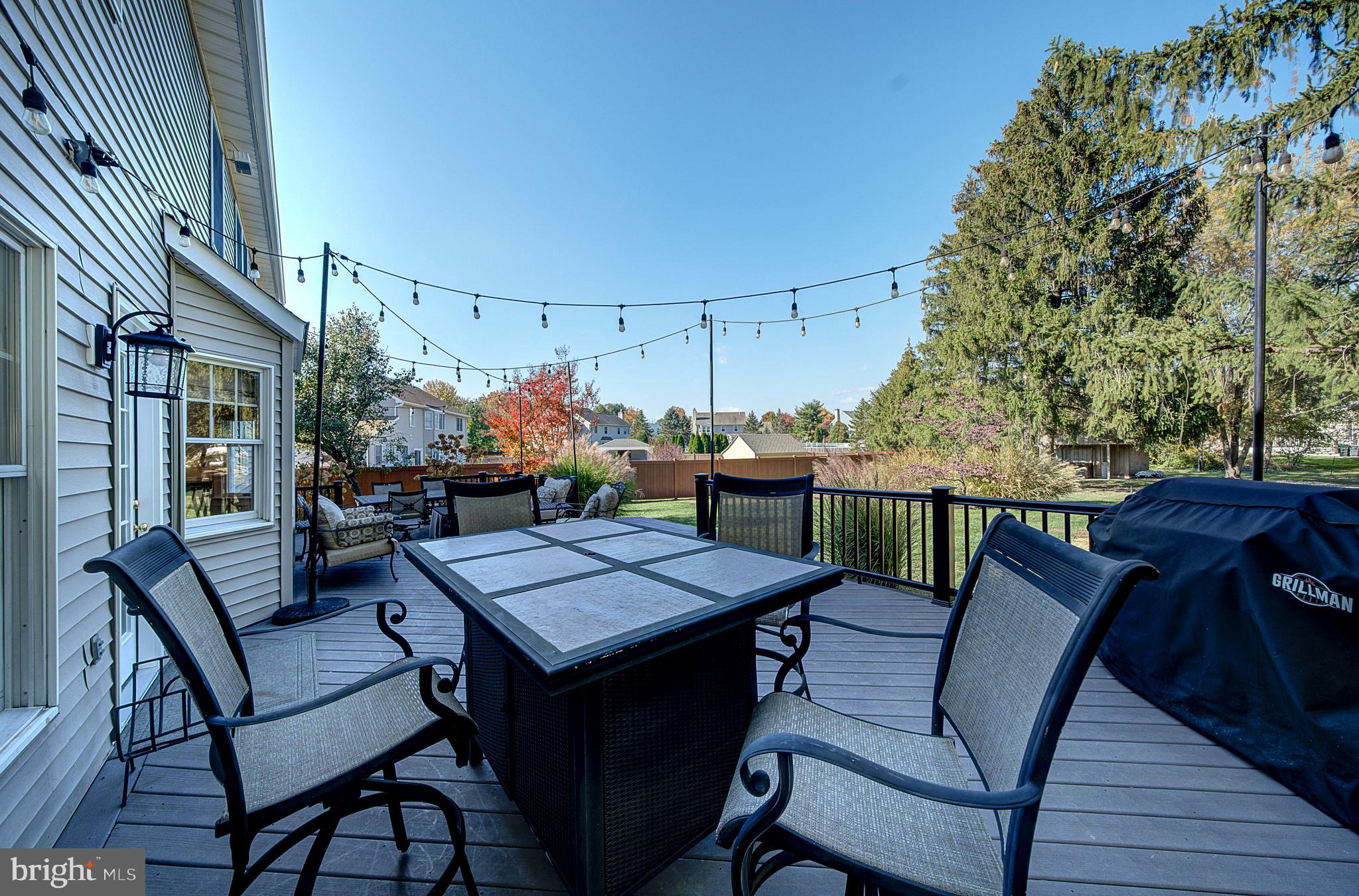 111 Mallard DRIVE W